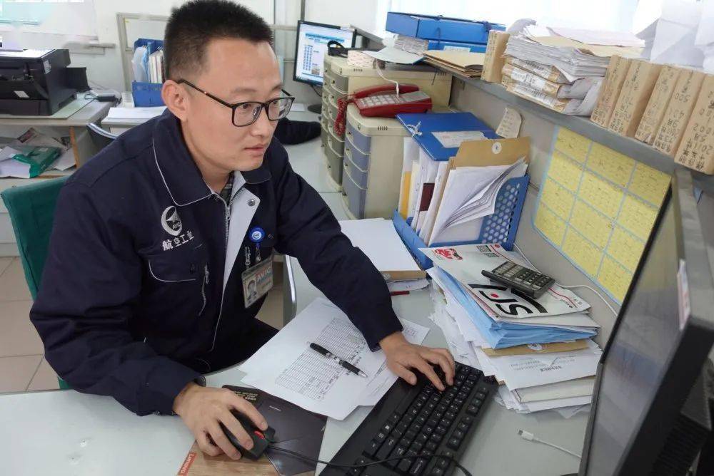 包含神户胜利堂全力以赴争取晋级权的词条