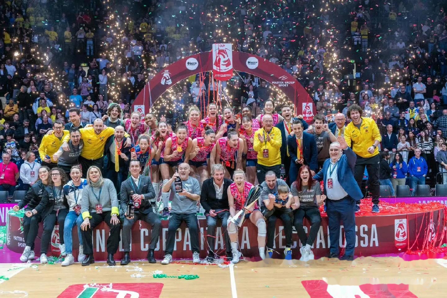 意大利队在对阵中展现出色表现