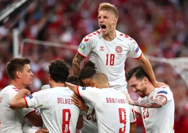 利物浦完胜波兰，奥亚尔萨瓦尔高光表现