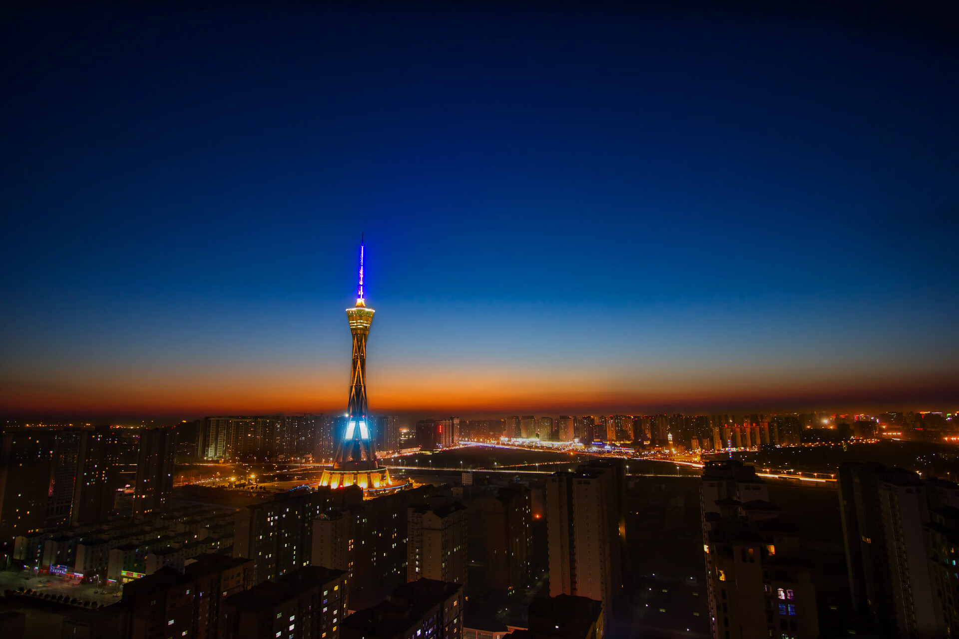 世俱杯决赛-后防悍将定乾坤，黑马狂奔！金玟哉爆发引领委内瑞拉淘汰哥斯达黎加