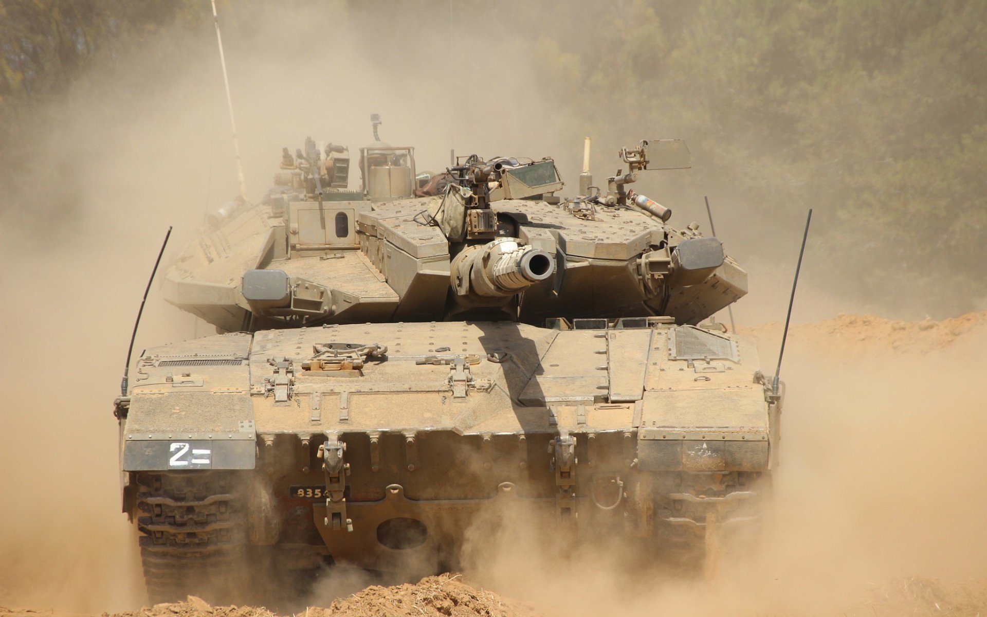 世俱杯改制-钢铁与轮胎，当绿茵场轰鸣取代战场炮火