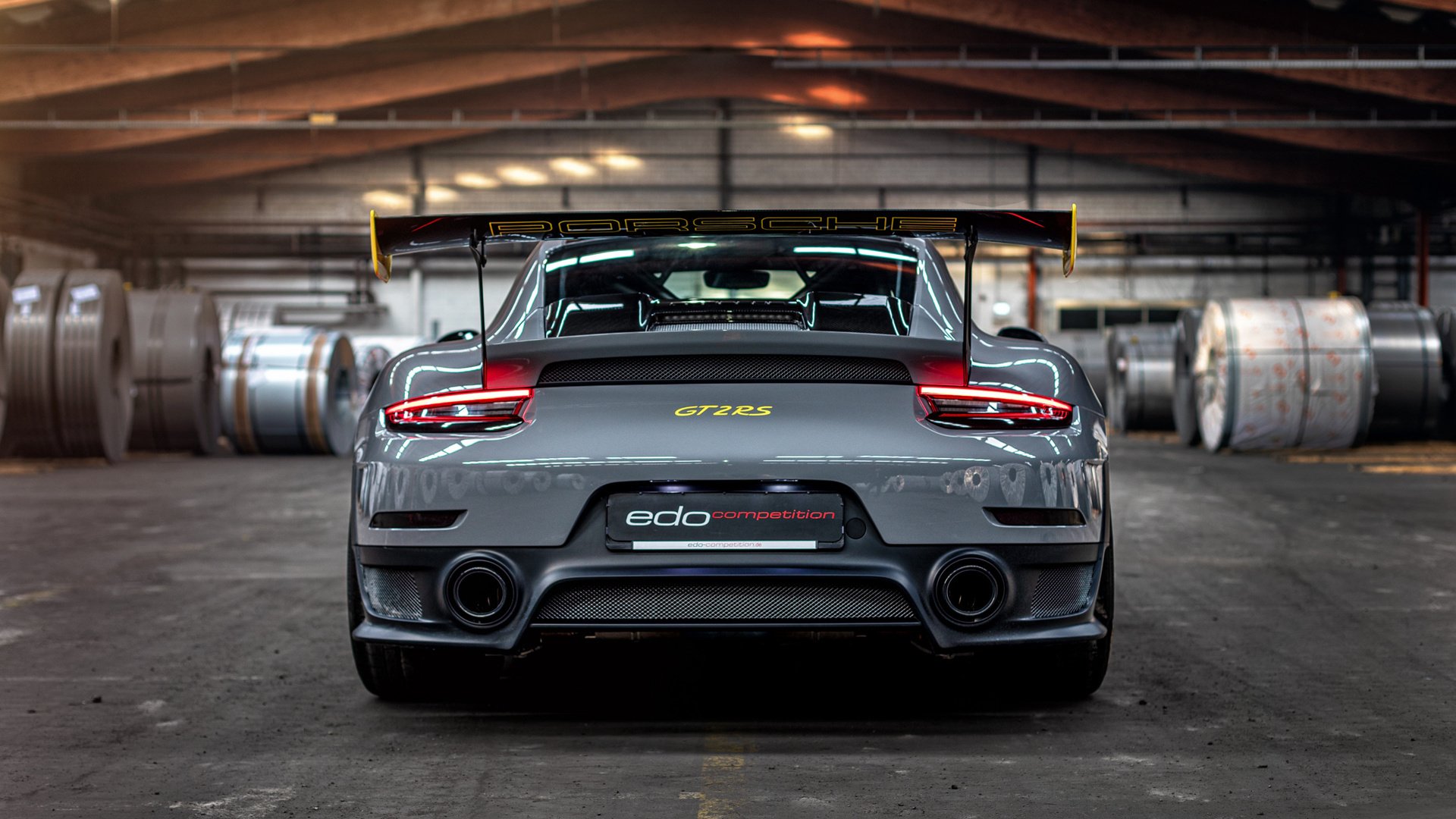 沉默的灰熊与闪耀的马克西，不同的舞台，相同的强者逻辑