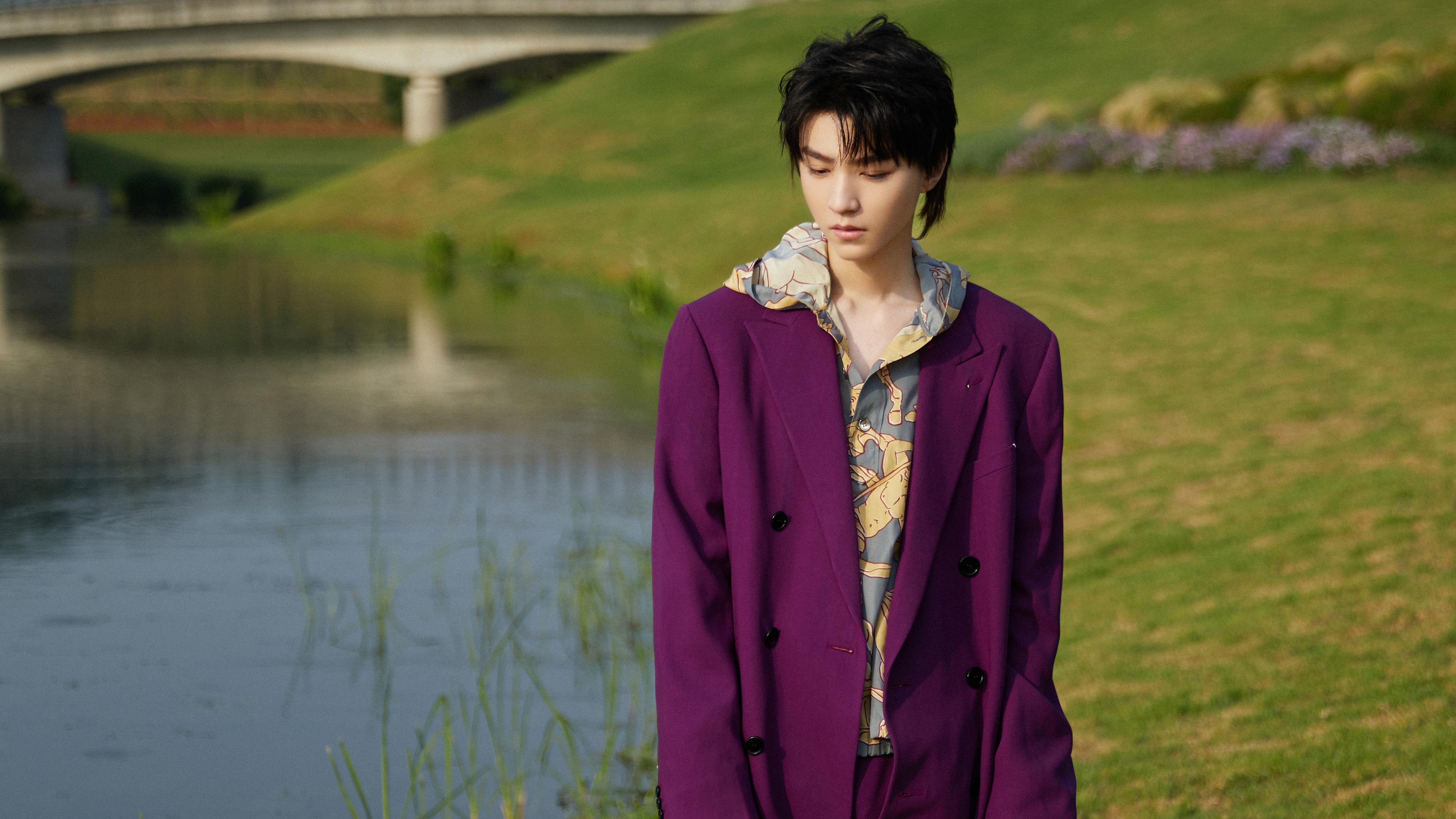 德甲争冠夜交织拉什福德纪录辉煌，足球世界的双重盛宴