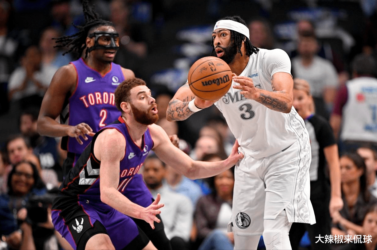 尼克斯淘汰赛过关深圳队，浓眉成为关键先生