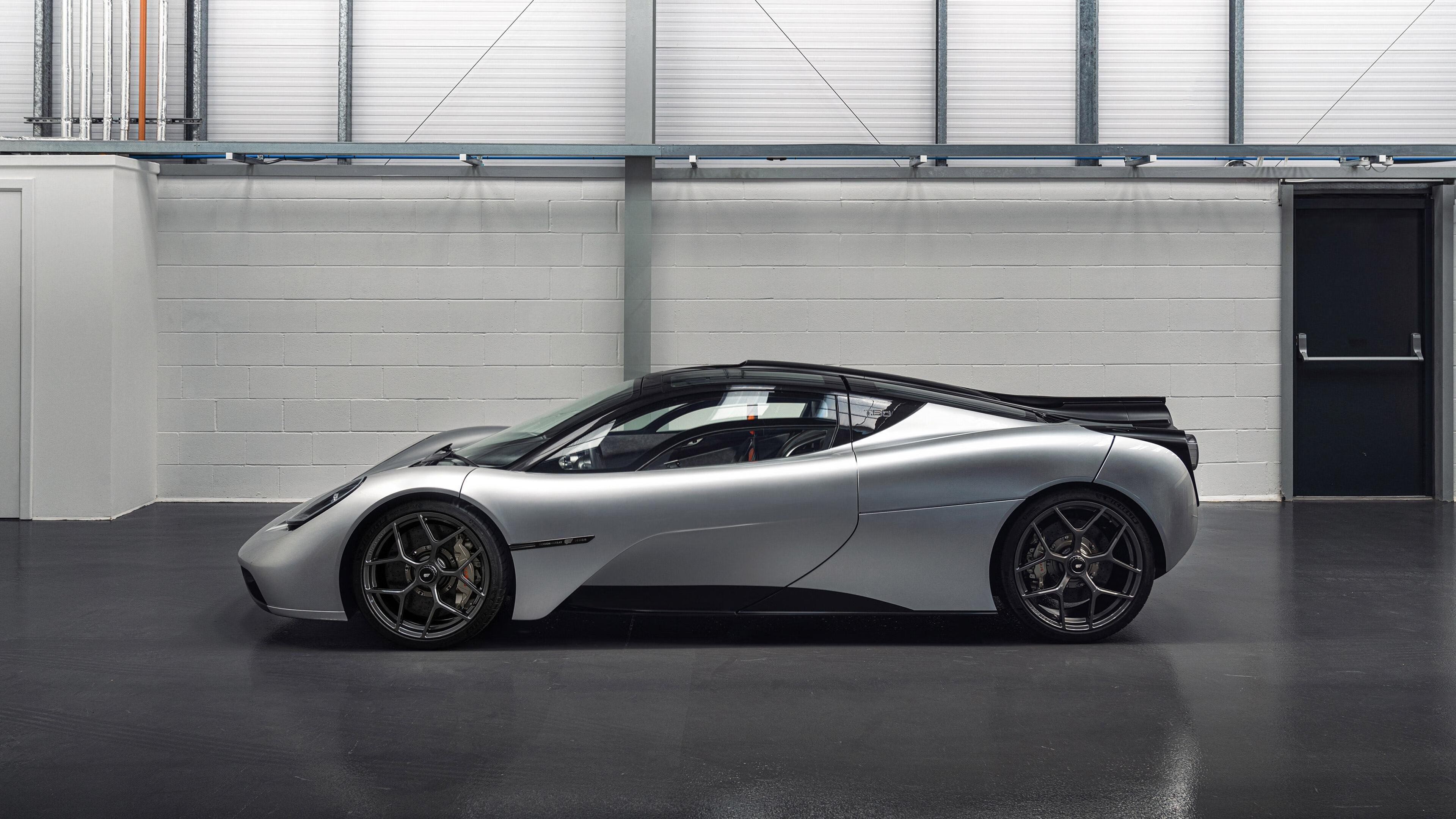 世俱杯分组-绝杀与主宰,拉齐奥压哨逆转利物浦,德里赫特德甲争冠战称雄